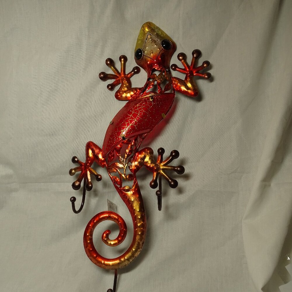 Orange Metal Lizard with 3 hooks for hanging 8 1/2" x 20" NIB